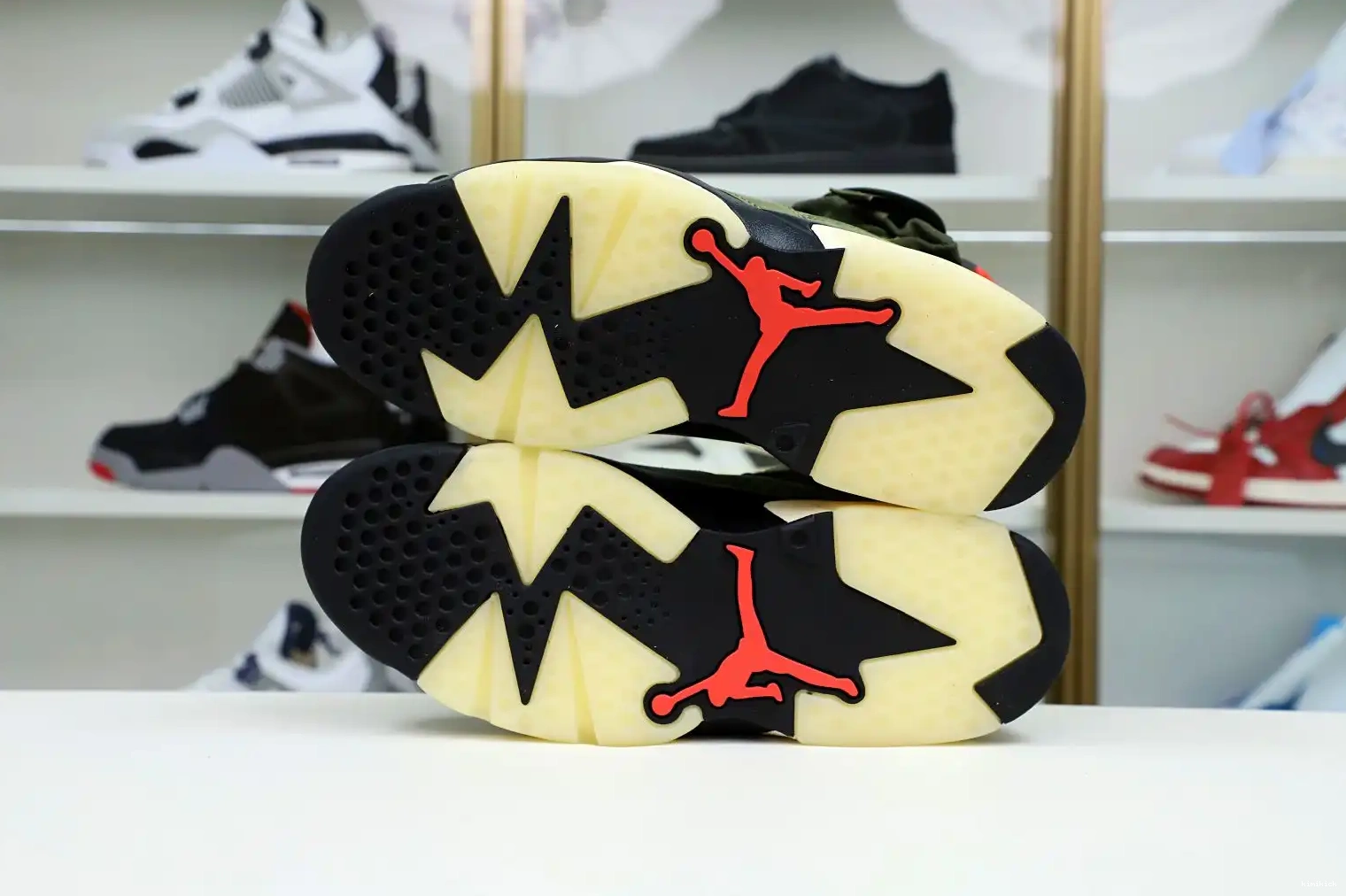 Kimikick SCOTT 'OLIVE' AIR TRAVIS RETRO JORDAN 6 X 0503